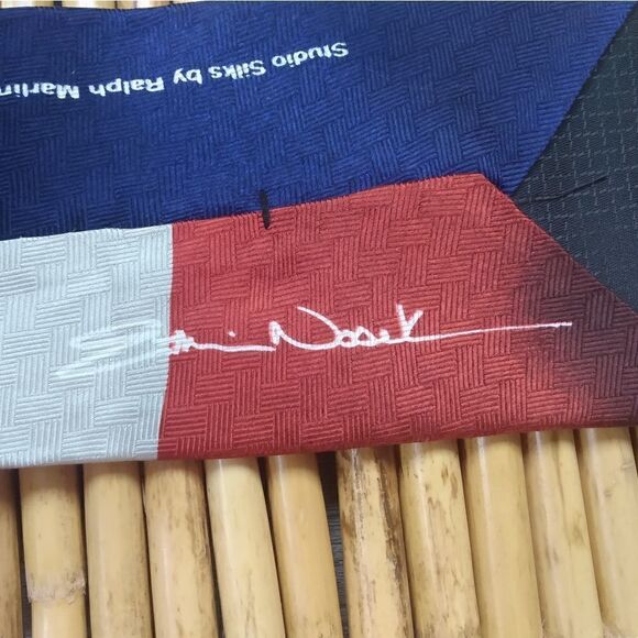 EUC VINTAGE RALPH MARLIN 1998 Red/White/Blue w/Star TEXAS Flag 100% Silk Tie - Picture 5 of 10